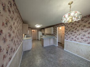 6947 E 46th Pl in Tulsa, OK - Building Photo - Building Photo