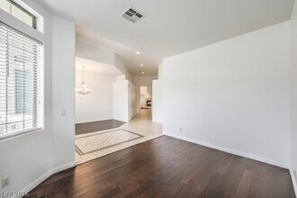 1393 Romanesca Dr in Henderson, NV - Building Photo - Building Photo