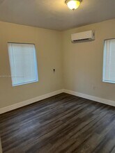 264 SW 19th Rd in Miami, FL - Building Photo - Building Photo