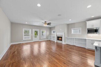 835B Gale Ln in Nashville, TN - Building Photo - Building Photo