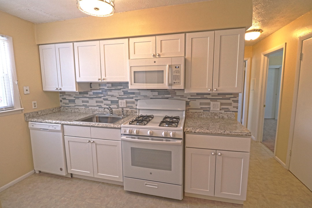 Grove Hill Apartments in West Haven, CT - Foto de edificio