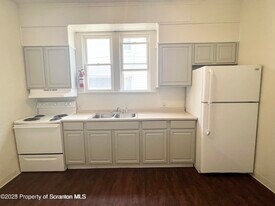 1930 Boulevard Ave in Scranton, PA - Building Photo