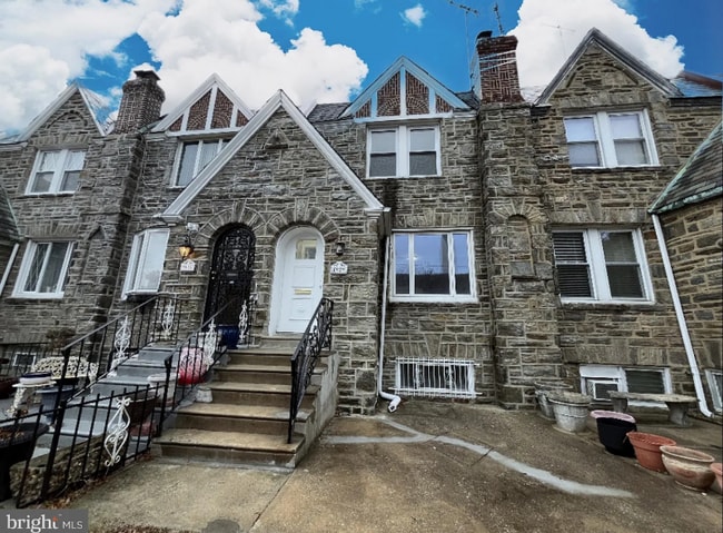 property at 5929 Woodcrest Ave