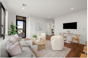 1515 Commonwealth Ave, Unit 506 in Boston, MA - Building Photo - Building Photo