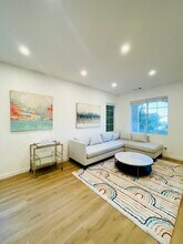 38343 Bonino Dr in Palmdale, CA - Building Photo - Building Photo