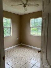 4 Ellis Dr in Pensacola, FL - Building Photo - Building Photo