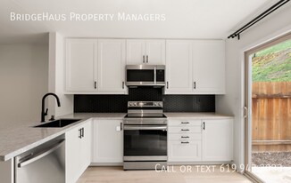 6605 Bell Bluff Ave in San Diego, CA - Building Photo