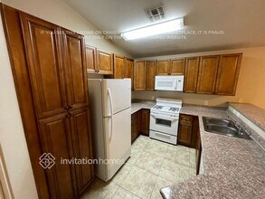 8425 W Coronado Rd in Phoenix, AZ - Foto de edificio - Building Photo