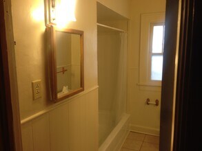 1148 E Elm St in Springfield, MO - Building Photo - Building Photo
