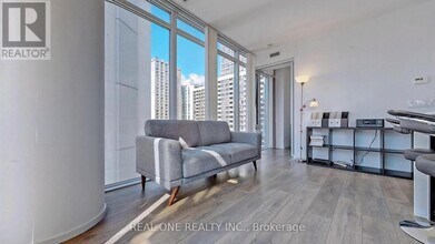 75-1075 St Nicholas St in Toronto, ON - Building Photo - Building Photo