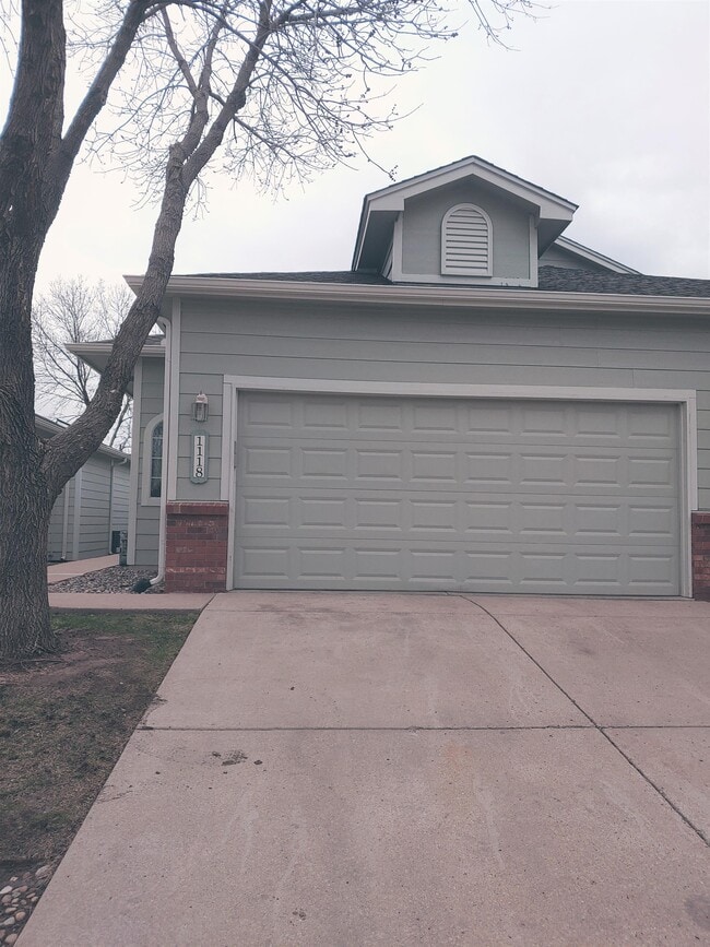 1118 Samuel Point