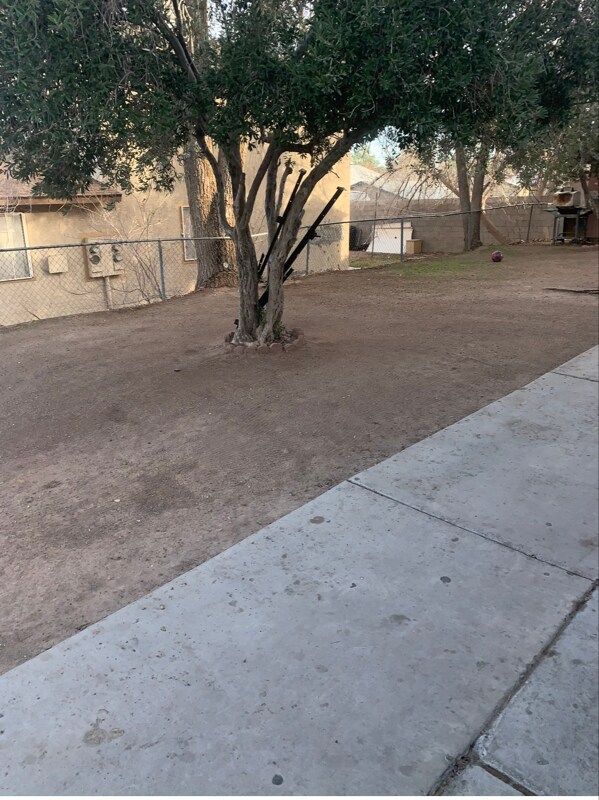 13 Britz Cir in North Las Vegas, NV - Building Photo - Building Photo
