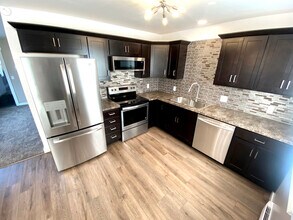 150 Briar Ln, Unit 4 in Chambersburg, PA - Foto de edificio - Building Photo
