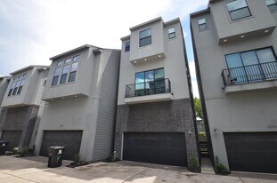 2616 Riverside Dr in Houston, TX - Building Photo