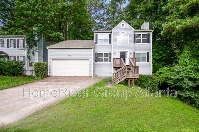 property at 3238 Kiowa Ct