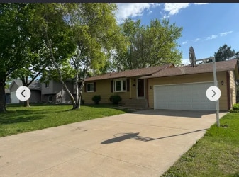 6990 Redwing Ln in Chanhassen, MN - Building Photo - Building Photo