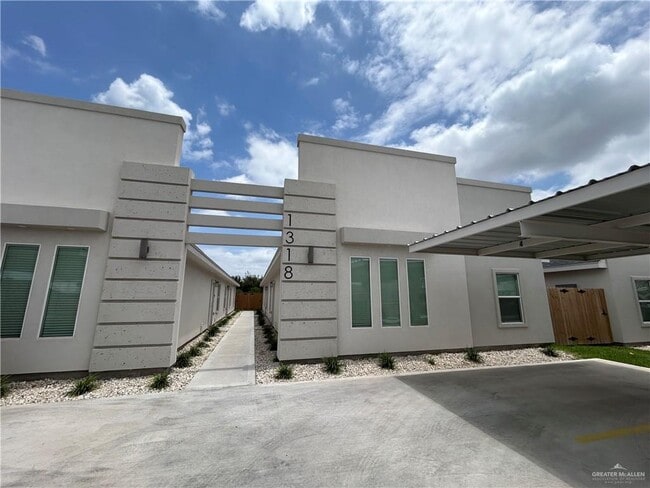 property at 4 San Vicente