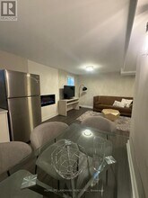 94 Houseman Crescent in Richmond Hill, ON - Building Photo - Building Photo