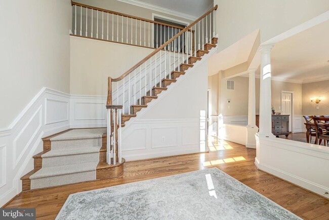 1854 Valley Wood Rd in McLean, VA - Building Photo - Building Photo