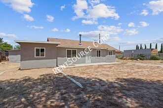 4535 W Ave M10 in Quartz Hill, CA - Building Photo - Building Photo