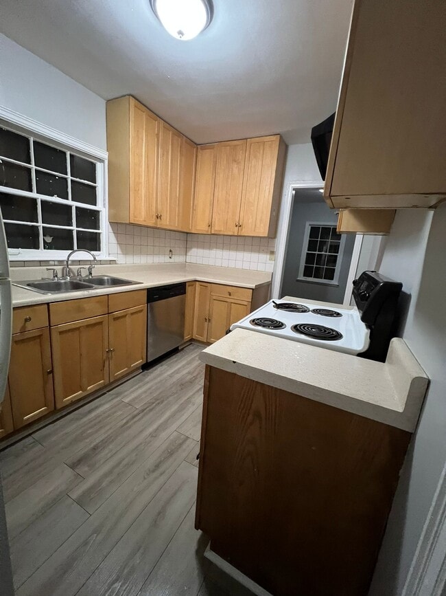 1833 Ridgeland Dr in Decatur, GA - Building Photo - Building Photo