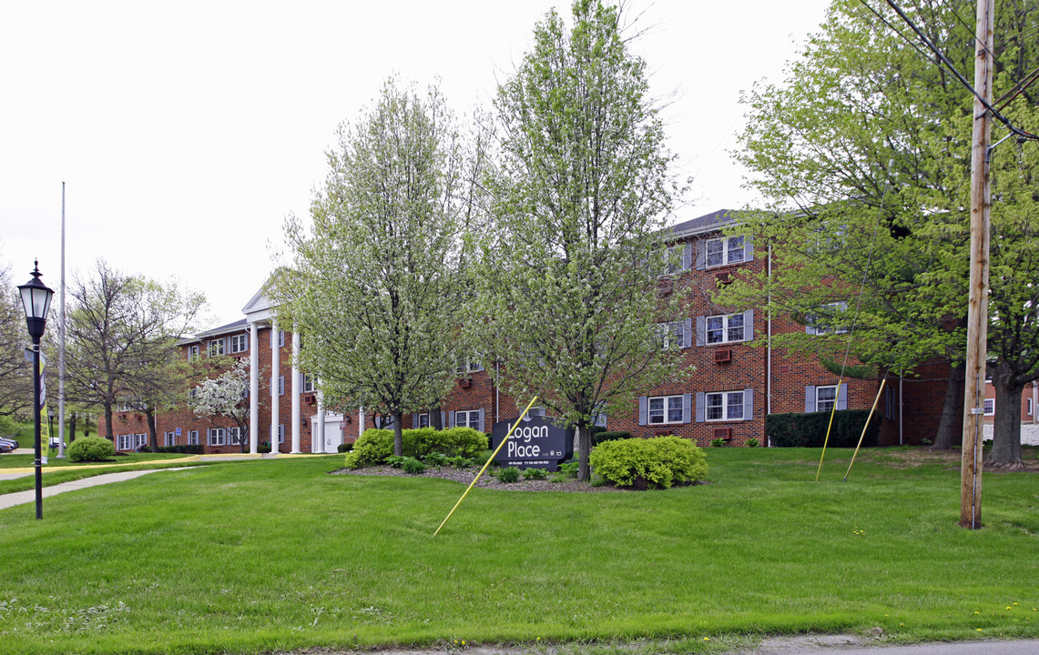 Logan Place Apartments. in Mansfield, OH - Foto de edificio