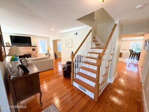 25 Ocean Ave in Manasquan, NJ - Building Photo - Building Photo