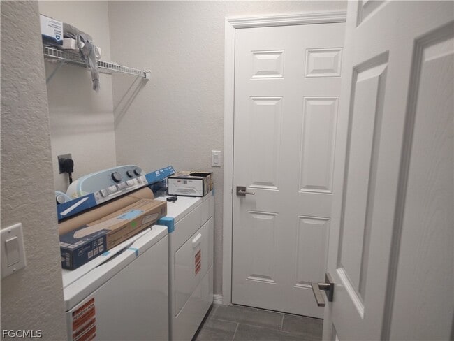 property at 2434 Laurentina Ln