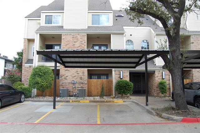 5325 Bent Tree Forest Dr in Dallas, TX - Building Photo