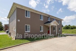 4913 Saddlebrook Ln in Louisville, KY - Building Photo