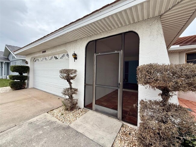 2460 W Marion Ave in Punta Gorda, FL - Building Photo - Building Photo