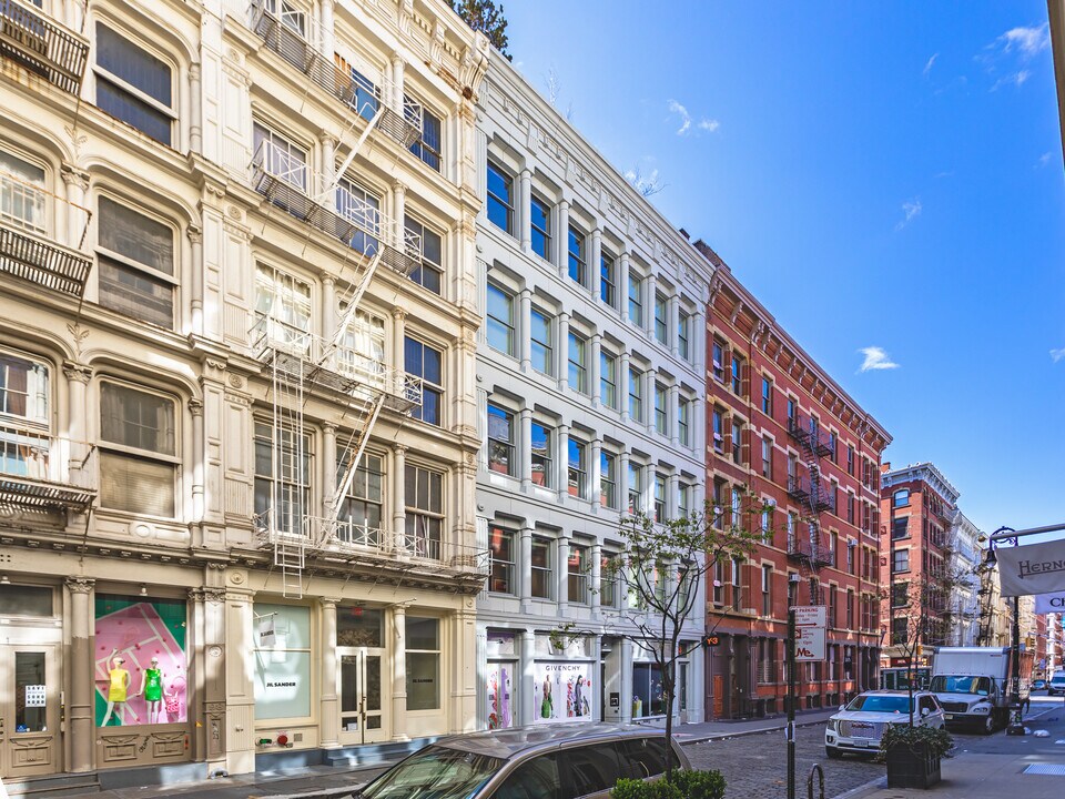 109 Mercer St in New York, NY - Building Photo