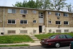 3030-3032 Spaulding Ave Apartments