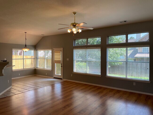 616 Cherry Tree Dr in Keller, TX - Building Photo - Building Photo