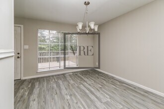 1490 Sunset Way in Morrow, GA - Foto de edificio - Building Photo