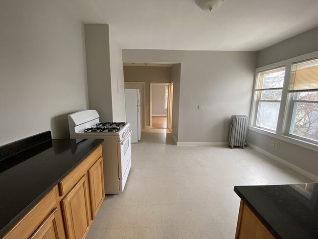 140 Callender St in Boston, MA - Building Photo - Building Photo