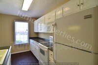 131 Waverly Point Dr photo'