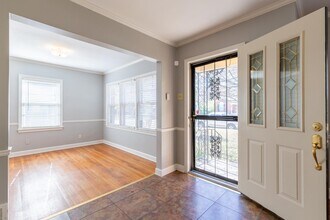 742 Ivy Rd in Memphis, TN - Building Photo - Building Photo