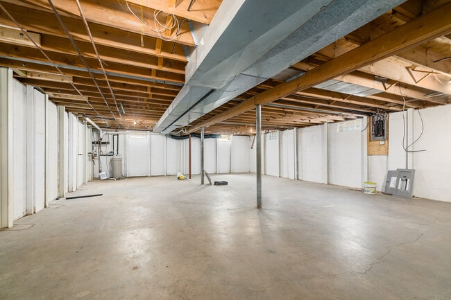 4397 Limerick Ln in Dublin, OH - Foto de edificio - Building Photo