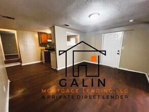815 Davis Ave in Garden City, GA - Foto de edificio - Building Photo