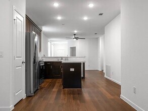 10222 Clearwick St in Houston, TX - Building Photo - Building Photo