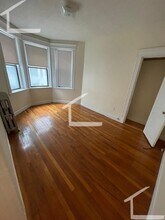 1156 Commonwealth Ave in Boston, MA - Building Photo - Building Photo
