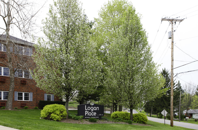 Logan Place Apartments. in Mansfield, OH - Foto de edificio - Building Photo