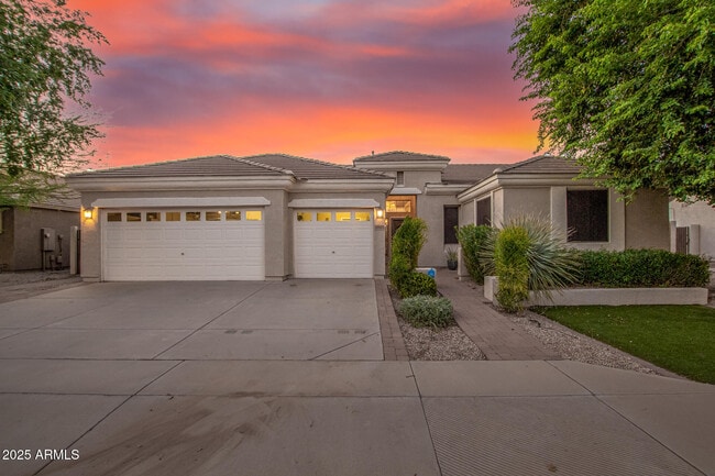 property at 10502 E Posada Ave