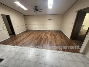 7308 Turtledove Ln NE in Albuquerque, NM - Foto de edificio - Building Photo