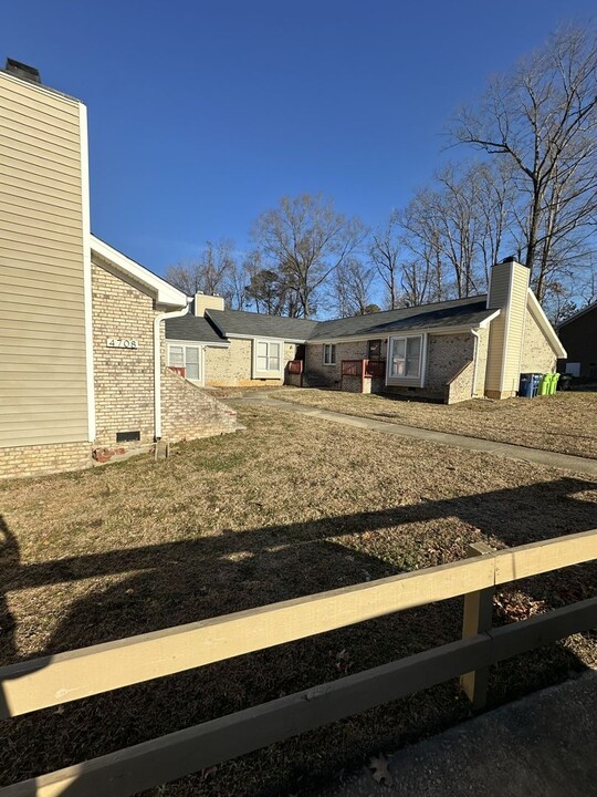 4708 Courtside Pl in Raleigh, NC - Building Photo