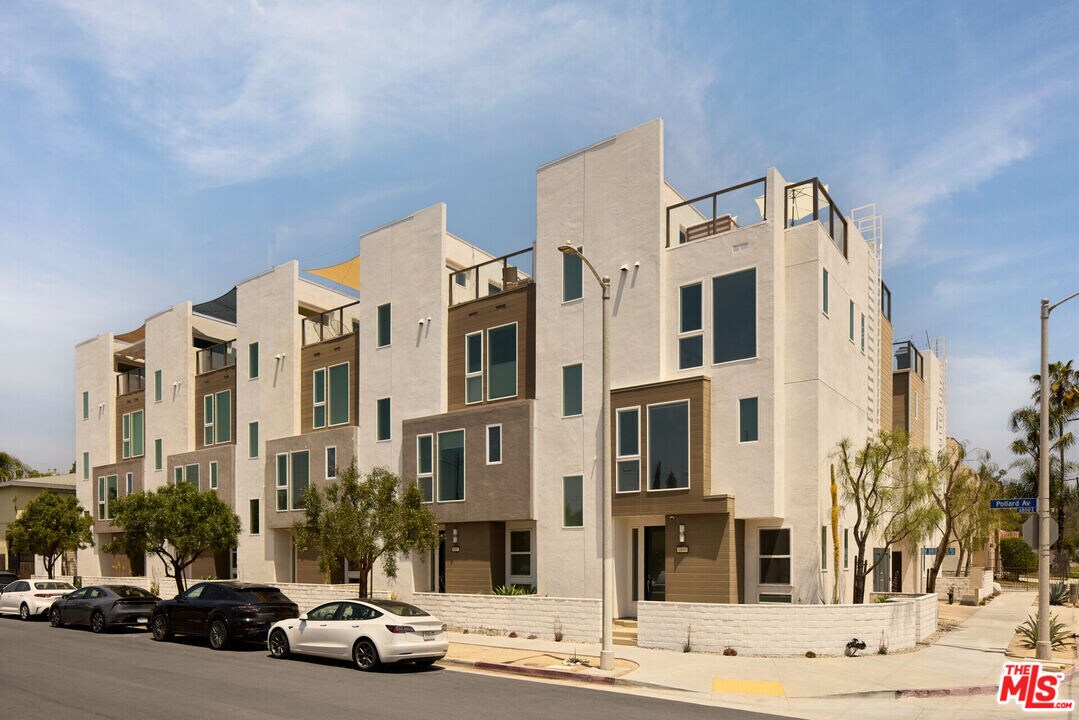 6899 Pollard St in Los Angeles, CA - Building Photo