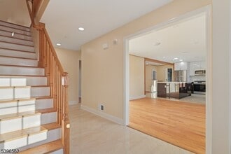 215 Summit Ave in Summit, NJ - Building Photo - Building Photo