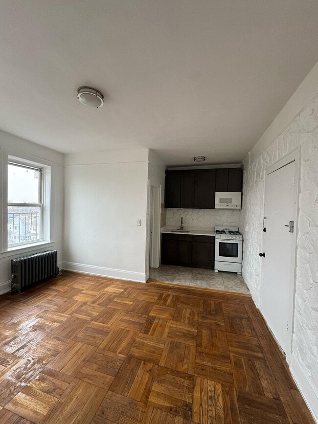 38-40-40 Kelly Pkwy in Bayonne, NJ - Building Photo - Building Photo