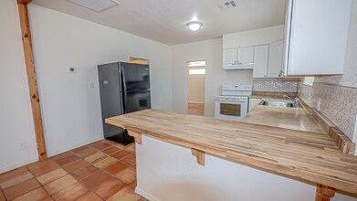 33 E 400 S in Pima, AZ - Building Photo - Building Photo